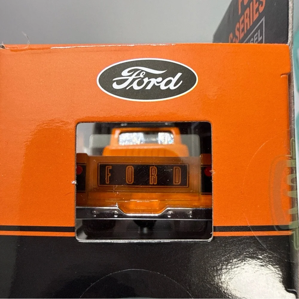 Machine Ford C-Series Diecast Truck - Orange & Black